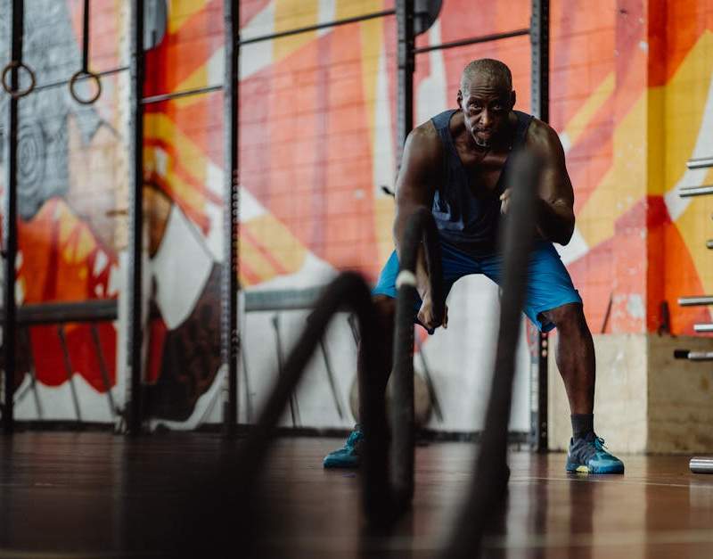 Os 10 melhores exercícios para quem tem pouco tempo: rotinas de 15-30 minutos com resultados comprovados.